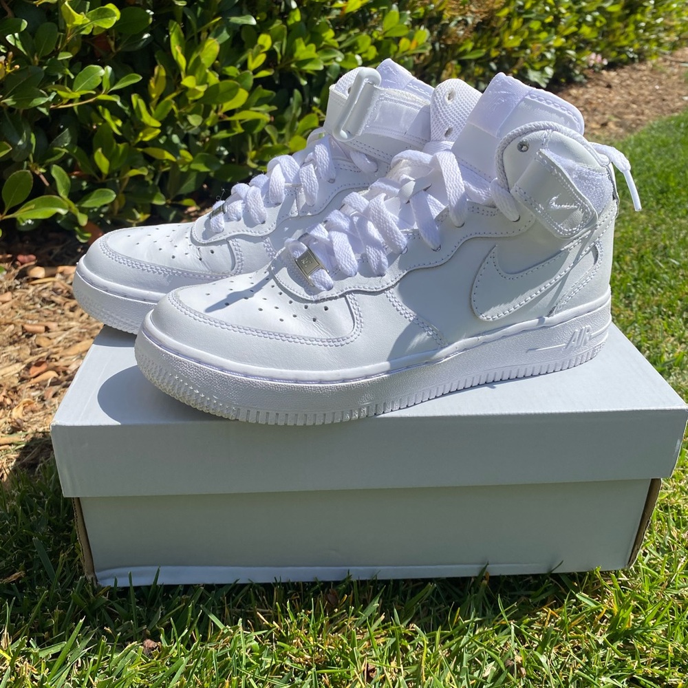 Nike Air Force 1 Mid GS 5Y Triple white
